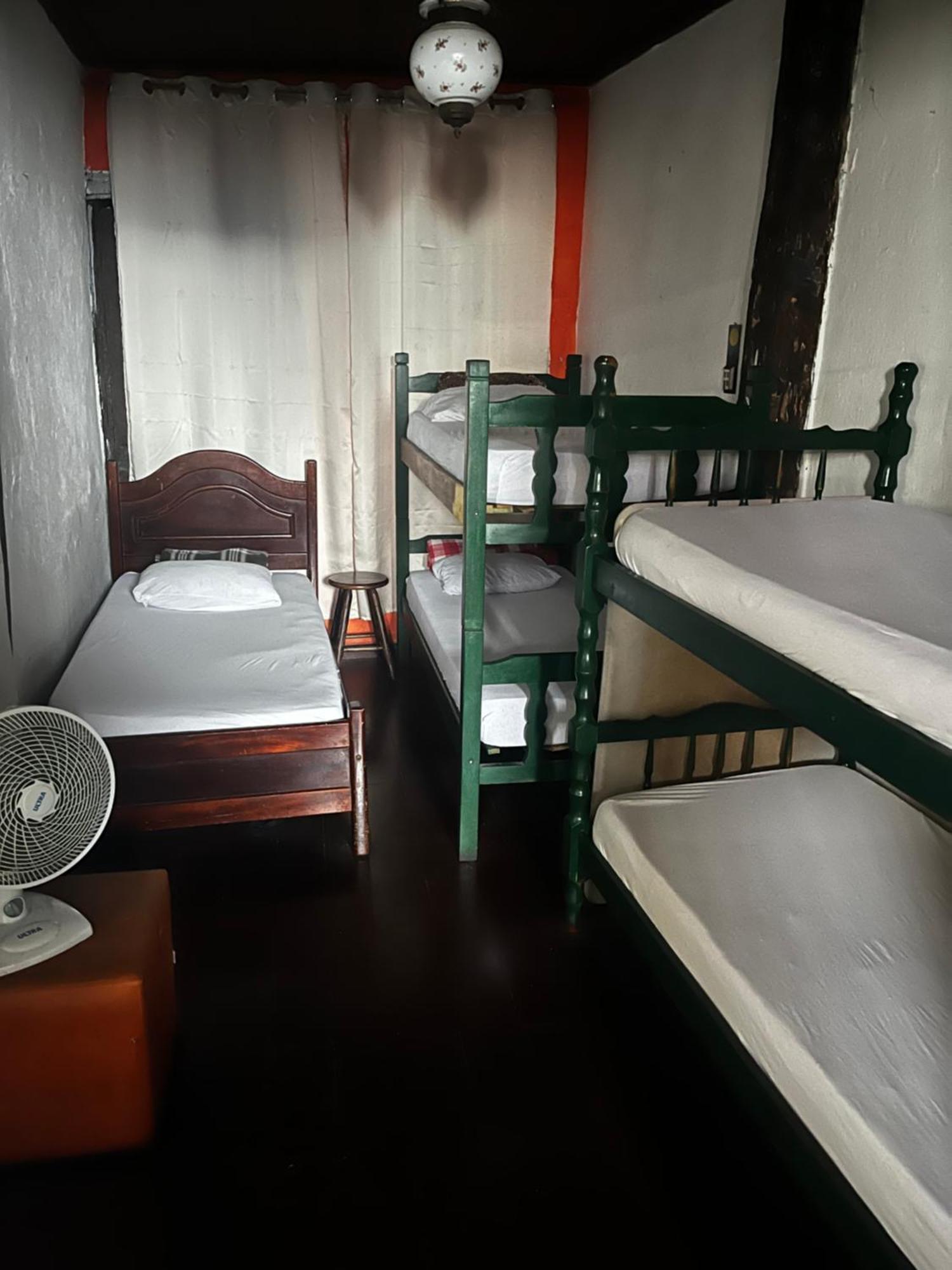 Hostel Uai Оро Прето Екстериор снимка